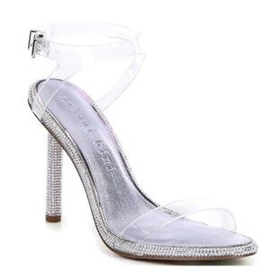 NEW Gianni Bini, Elegant Silver Stiletto Heels
